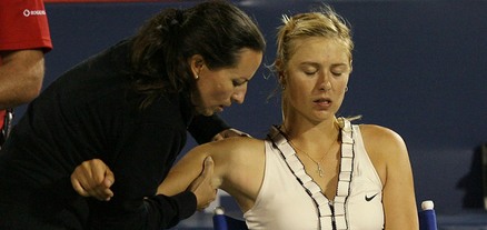 Sore Shoulder Sidelines Maria Sharapova