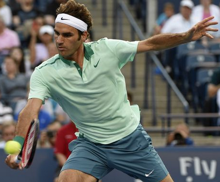 Roger Federer Defeats Andy Murray In Cincinnati Quarterfinals