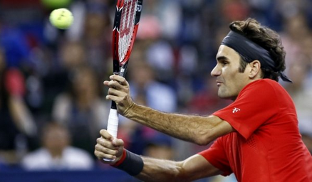 Aggressive Roger Federer Cruises Past Novak Djokovic Into Shanghai Final