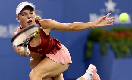 Caroline Wozniacki Crushes Sara Errani In US Open Quarterfinal, Roger Federer, Venus Williams